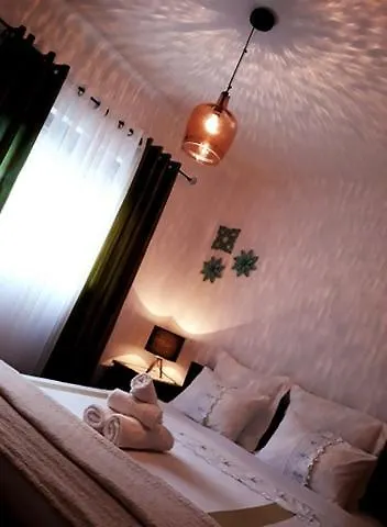 Ocean View Flat דירה *